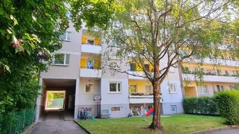 Expose Sackgasse? Ja bitte - hier endet der Stress! 4-Zimmer Neubauwohnung + Absolute Ruhelage + Hofseitige Loggia mit Blick ins Grüne + Gepflegte Wohnhausanlage! Worauf warten Sie?