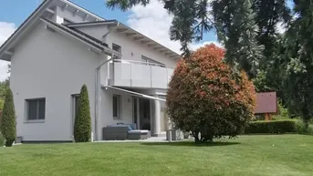 Expose Exklusives Einfamilienhaus nahe der Gemeinde Sankt Bartholomä – Wohnen auf höchstem Niveau mit Erdwärme