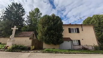 Expose Ein Platz für echte Landliebhaber - und ein Paradies für Selbermacher! Verwirklichen Sie Ihren Wohntraum in idyllischer Umgebung von Sitzendorf