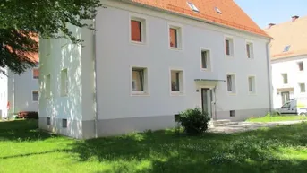 Expose Preiswerte 3-Zimmer-(Durch-)Starter-Wohnung in zentraler und dennoch naturnaher Grünlage, mit allen Annehmlichkeiten einer Top-Infrastruktur! Ab 01.10.2025 verfügbar!