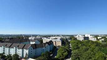 Expose Qualitatives Wohnen mit Weitblick inkl. energieeffizienter Kühl-/ und Heizanlage im nachgefragten Stadtteil OED welcher durch hervorragende Infrastruktur begeistert!