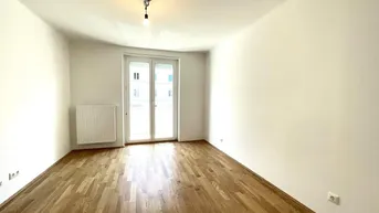 Expose Renovierte Eigentumswohnung mit Sonnenbalkon nähe Donau, sehr gute ÖFFI-Anbindung, sofort beziehbar!