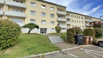 Expose Zentral gelegene 3-Raum-Wohnung mit Balkon!