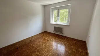 Expose Helle 3-Zimmer Wohnung mit Loggia direkt neben dem Klinikum Kirchdorf! Umgeben von perfekter Infrastruktur!