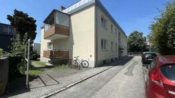 Expose Lassen Sie Ihre Wohnträume Wirklichkeit werden! 5-Raum Wohnung mit Loggia in naturnaher Ruhelage dennoch umgeben von optimaler Infrastruktur!