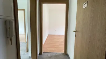 Expose Schön aufgeteilte 46m² große 2 Raumwohnung mit Küche!