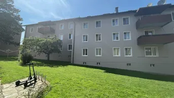 Expose Familien aufgepasst! Zentral gelegene 4-Zimmer Wohnung mit Balkon in Ried im Innkreis umgeben von perfekter Infrastruktur!