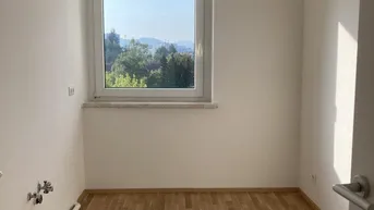 Expose Frisch sanierte &amp; lichtdurchflutete 84m²-Wohnung im 4.Stockwerk mit Aufzug in Steyr Münichholz überzeugt mit bester Aussicht und verspricht eine perfekte Infrastruktur - BEZUGSFERTIG!