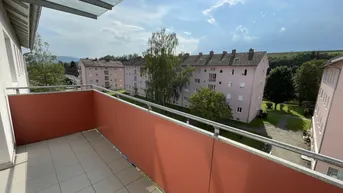 Expose Schöne 2-Raumwohnung mit traumhaftem Ausblick!