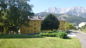 Expose Sanierte 2-Zimmer Wohnung mit herrlichem Bergblick!