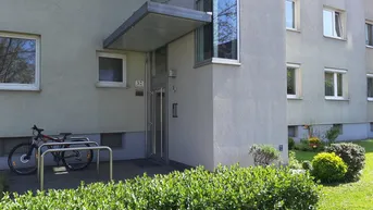 Expose Singles aufgepasst! Frisch sanierte, helle Single-Wohnung mit idealer Raumaufteilung in Steyr Münichholz: komfortabel, erschwinglich und mitten im Grünen! Sichern Sie sich heute noch Ihren Besichtigungstermin!