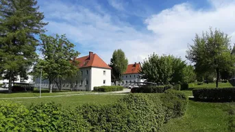 Expose Grünes Wohnen mit erstklassiger Raumaufteilung im beliebten Stadtteil Steyr Münichholz! Tolle Raumaufteilung, sonnige Loggia und ausgezeichnete Infrastruktur vor der Haustüre!