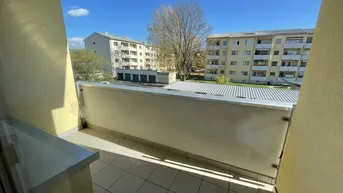 Expose Geräumige Zweizimmerwohnung mit Balkon!
