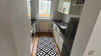 Expose Möblierte 2 Zimmerwohnung mit Sonnen-Balkon und Parkplatz!