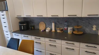 Expose Helle und freundliche Wohnung am südseitigen Sonnenhang in top Lage mit Balkon!