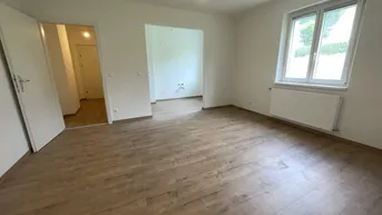 Expose Neu sanierte 3-Zimmer Wohnung in zentraler Lage!