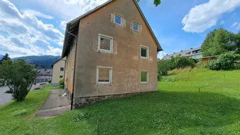 Expose Haus mit 3 Wohnungen in sonniger Lage!
