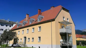 Expose Erstbezug nach Sanierung! Ansprechende Wohnung im Grünen!