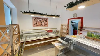 Expose Schönes, einladendes und günstiges Geschäftslokal/Studio mit Auslage in großer Siedlung!