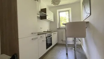 Expose Stilvolle 3-Zimmer Wohnung mit praktischer Raumaufteilung und Wohlfühlcharakter in Steyr Münichholz verspricht 1A-Infrastuktur! Große Fenster, modernes Badezimmer und gepflegte Böden garantieren höchste Wohnqualität!