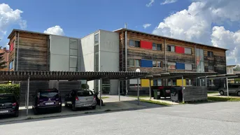 Expose Eigenheim mit traumhaftem Ausblick, 3 Zimmer, große Loggia, Carport, zentrumsnah!