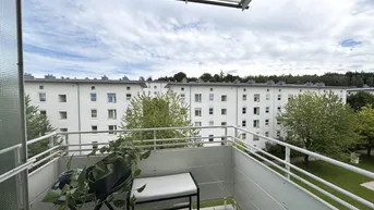 Expose 3-Zimmer-Wohnung in Ebelsberg – ca. 75 m² mit Balkon &amp; Tiefgarage, ab 01.11.2025 verfügbar – Nähe Pichlingersee &amp; Schiltenberg-Hügel!
