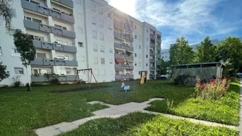 Expose Ihr neues Zuhause mit Wohlfühlblick - Genießen Sie eine traumhafte Aussicht mit wunderschönen Sonnenuntergängen - Ideal für Singles oder Paare!