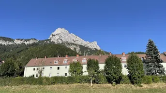 Expose Sanierte 3-Zimmer Wohnung in zentraler Lage!