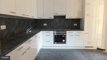 Expose Großzügiges Wohnen in der Innenstadt - Mietwohnung - 4 Zimmer + Küche + große Terrasse