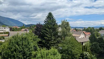 Expose Geräumige Eigentumswohnung zentral und mit Aussicht