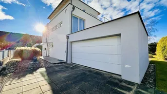 Expose Eindrucksvolles Zuhaus mit beheiztem Pool und Schneebergblick