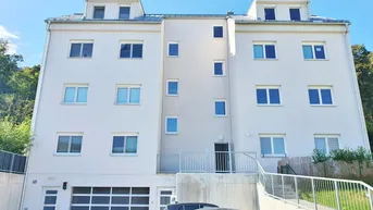 Expose vermietete 2 Zimmer- Balkon - Parkplatz