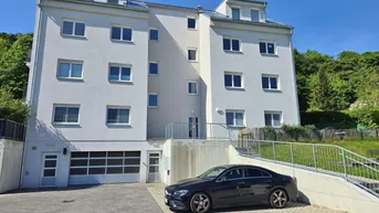 Expose 2 Zimmer + Balkon inkl. Tiefgarage Top 5 - zuzüglich Heizung