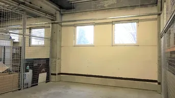 Expose Lagerfläche 233,17 m2 (Gitterbox) bis 5 m Raumhöhe in Salzburg-Liefering