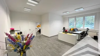 Expose Helles 130 m² Büro mit Lager am Franzosenhausweg sofort verfügbar!