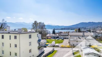 Expose Erstbezug mit schönem Seeblick am prominenten Traunsee-Ostufer
