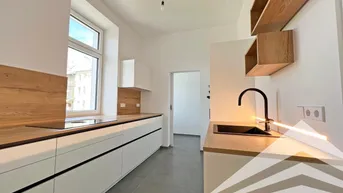 Expose 95 m² 2 Raumwohnung in hochwertig generalsaniertem Stadthaus