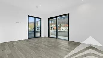 Expose High-End Penthouse am prominenten Ostufer mit grandiosem Seeblick