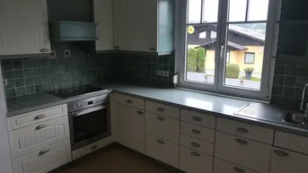 Expose Schöne große Mietwohnung in ruhiger Lage und doch Zentrumsnähe von Villach zu vermieten!