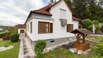 Expose +Wundervolles Mehrfamilienhaus mit ca. 320m² Wfl., umgeben von idyllischem Garten und malerischem Wald in Steinberg-Dörfl zu kaufen+