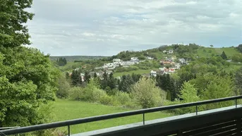 Expose +++ Gepflegtes Quattroviertelhaus, in sehr guter Lage, Nähe Mattersburg! Keller, Carport, Loggia, Kachelofen! +++