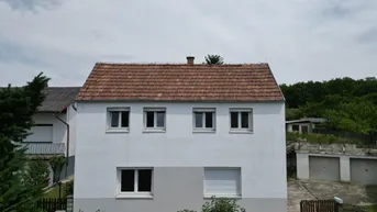 Expose + Einfamilienhaus mit Riesengrundstück, Doppelgarage und großer Sonnenterrasse, direkt neben Oberpullendorf zu kaufen! +
