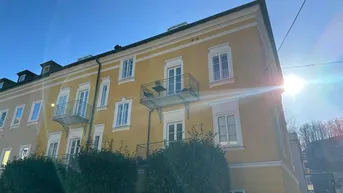 Expose Charmante Dachgeschoß Wohnung im Stadtteil Riedenburg