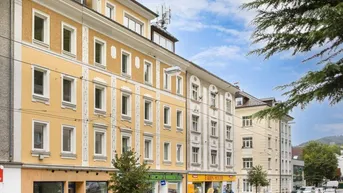 Expose Penthouse mit Galerie, offener Kamin und Terrasse – zu verkaufen!