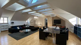 Expose Lichtdurchflutete Dachgeschosswohnung im Herzen der Altstadt!