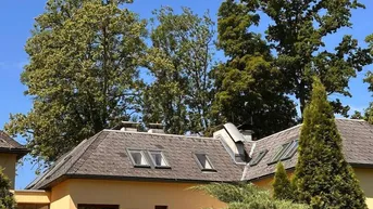 Expose Salzburg/Aigen: Helle 4-Zimmer-Dachgeschosswohnung in Ruhelage!