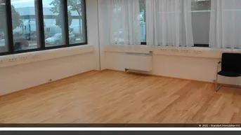 Expose Modernes Büro, Freistellplätze, nahe U6 Perfektastraße