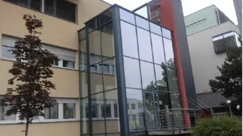 Expose Büro in modernem Bürohaus, nahe U1