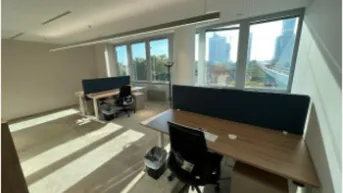 Expose möblierter Büroraum für 4 Arbeitsplätze in modernem Büro-Tower, All Inclusive Paket