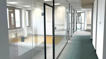 Expose Büroetage in Erstbezug, Freistellplätze, nahe S-Bahn-Station